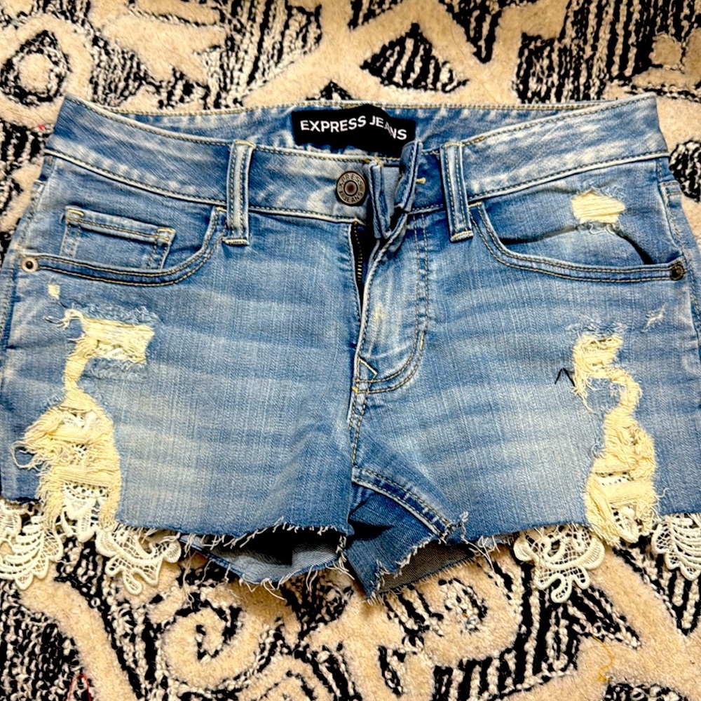 Express shorts